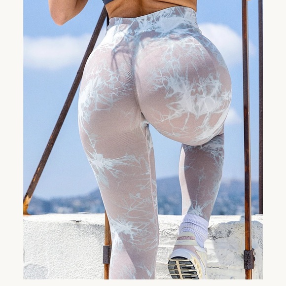 Naturyl Gemstone Legging - Picture 5 of 14